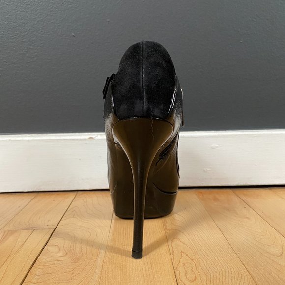 Christian Dior Leather and Suede Ankle Boots - Picture 5 of 6